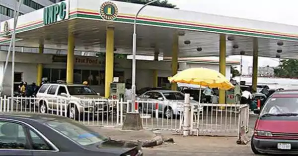 NNPC stations increase fuel pump price